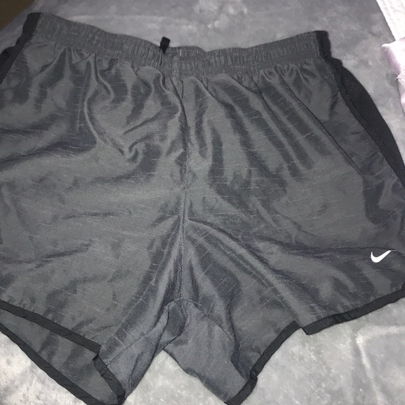 dark grey nike shorts dark grey nike shorts